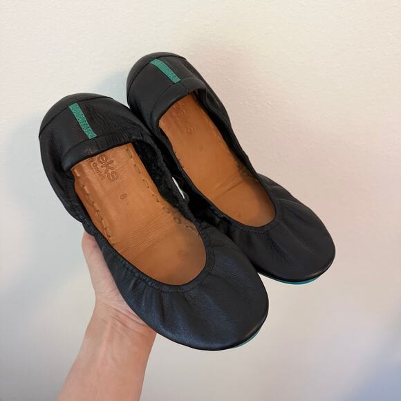 Tieks Shoes - Tieks Black Leather Flats with Teal Accent